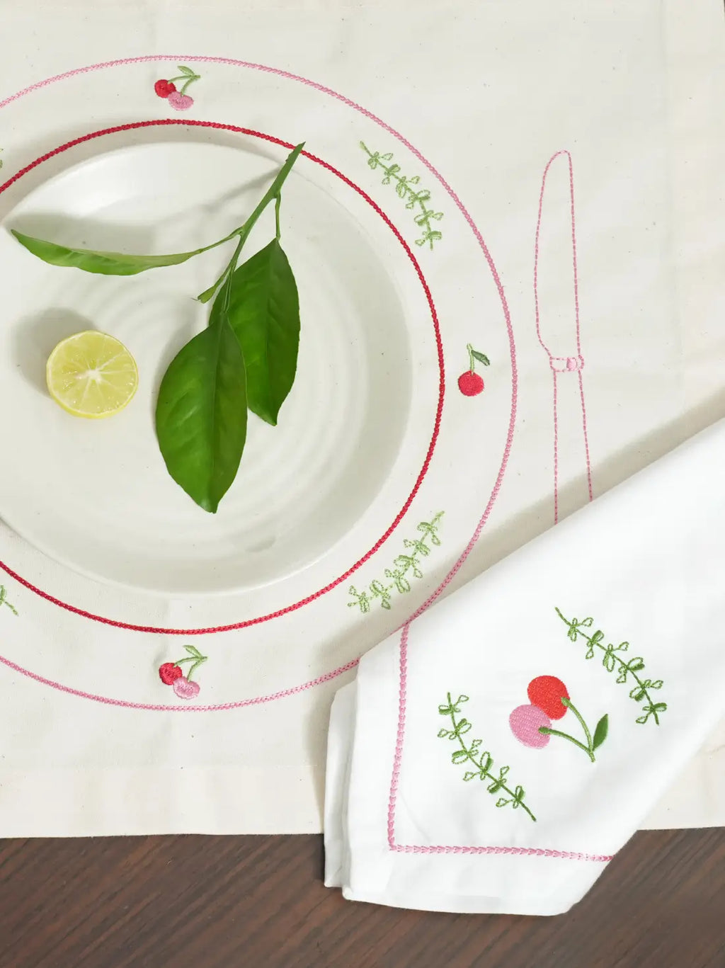 Crimson Cherry Table Napkins Set of 4 – alternate view