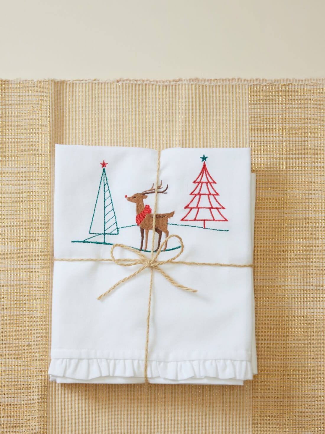Frosted Forest Table Linen Set of 4 – alternate view