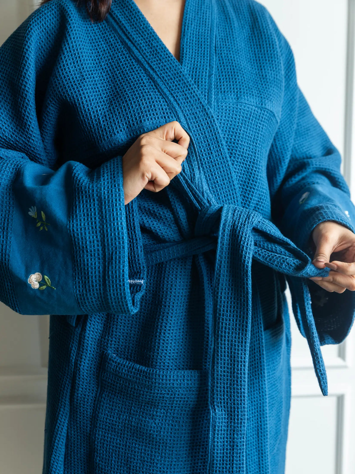 Nightfall Blue Cotton Waffle Unisex Bath Robe – alternate view