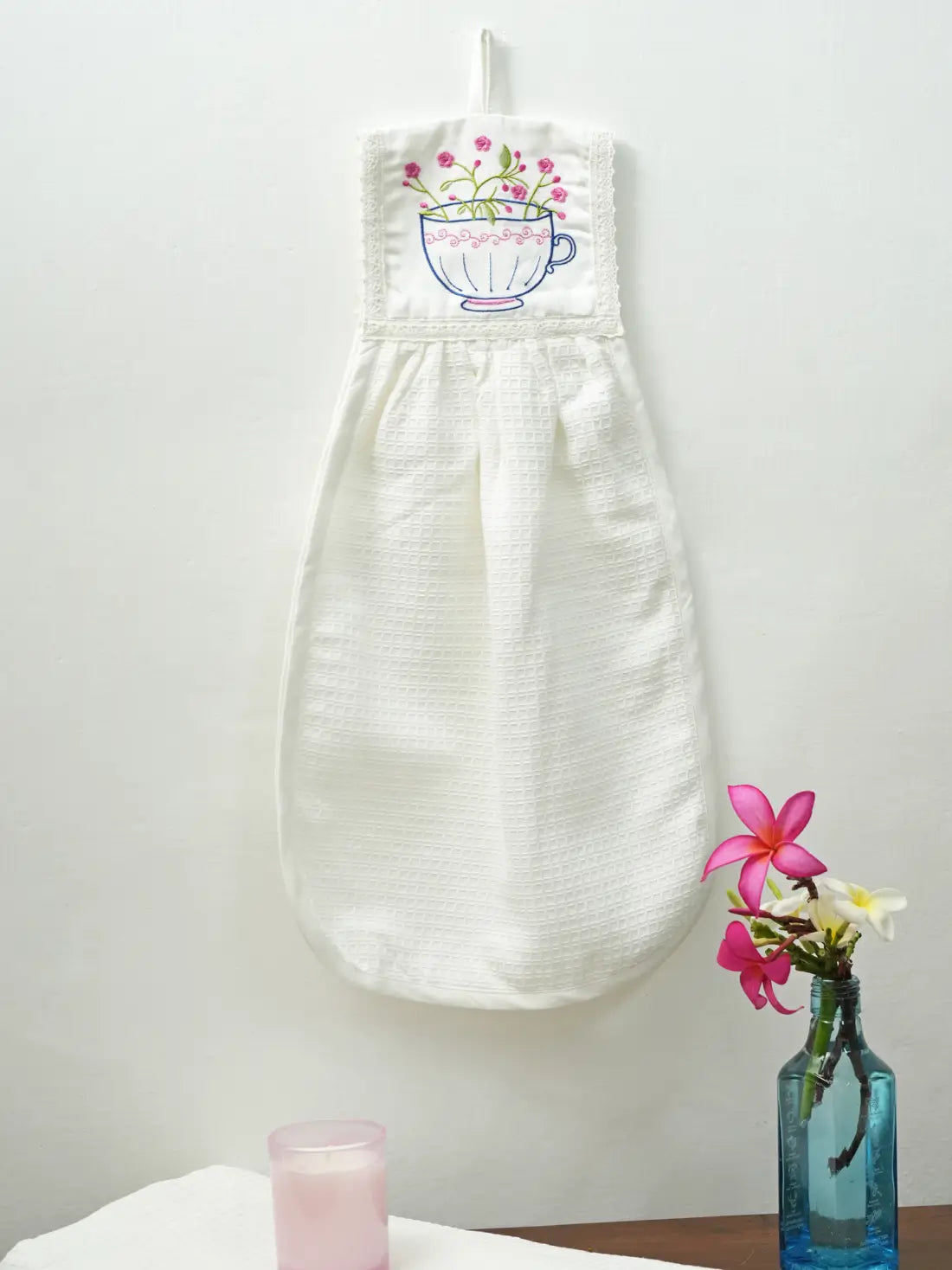 Teacup Garden Embroidered Hanging Hand Towels - Set of 2 – alternate view