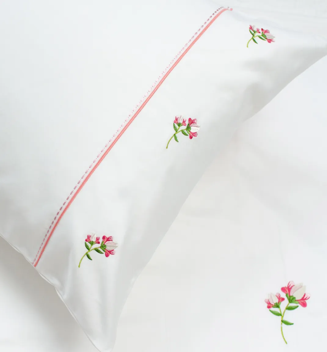 rose embroidery bedlinen