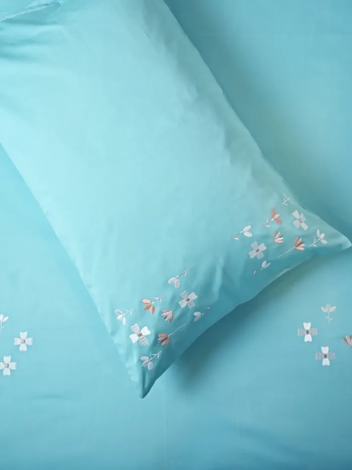 Garden Mist Blue Embroidered Bedlinen Set in 500TC - Image 2