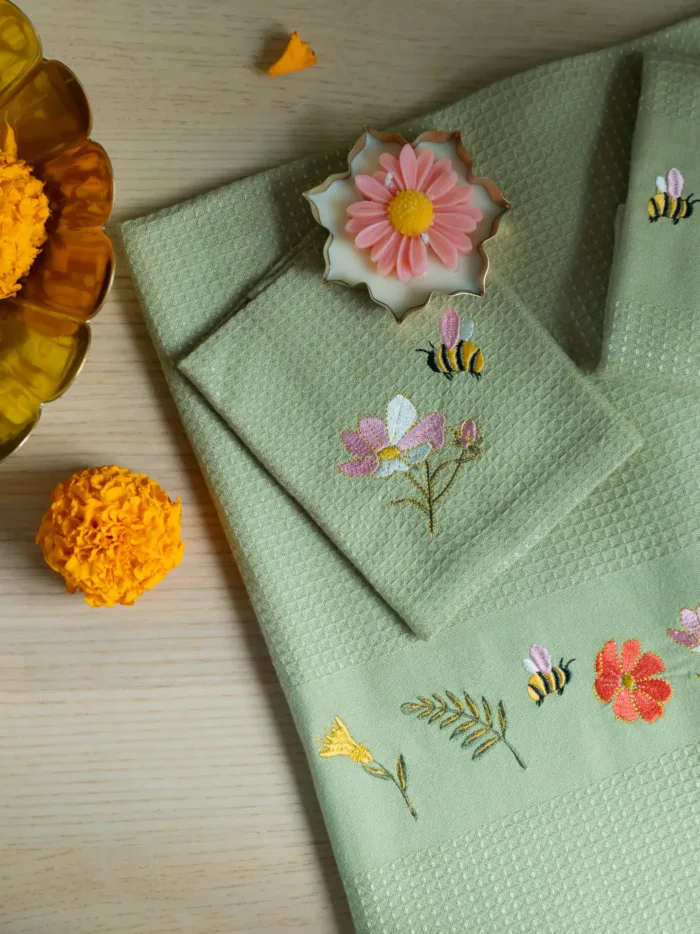 Diwali Gift Set – A Touch of Luxury & Light - Image 2