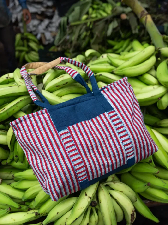 Fort Rose Navy Tote Bag - Image 5