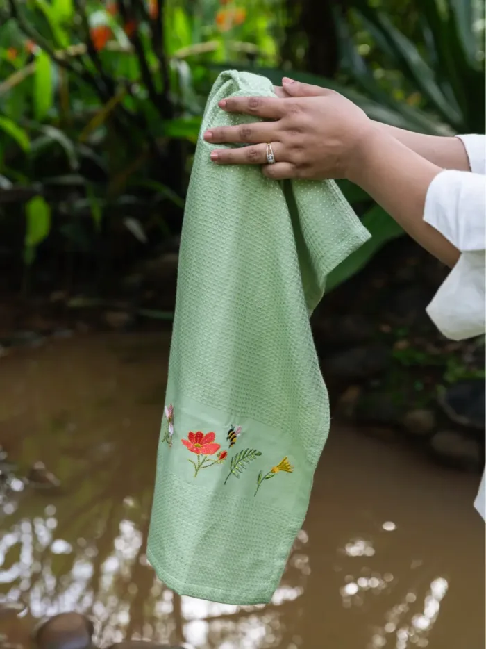 The Garden Song Olive Green Cotton Bamboo Towel Set of 3 - Bath, Hand and Face - Image 2